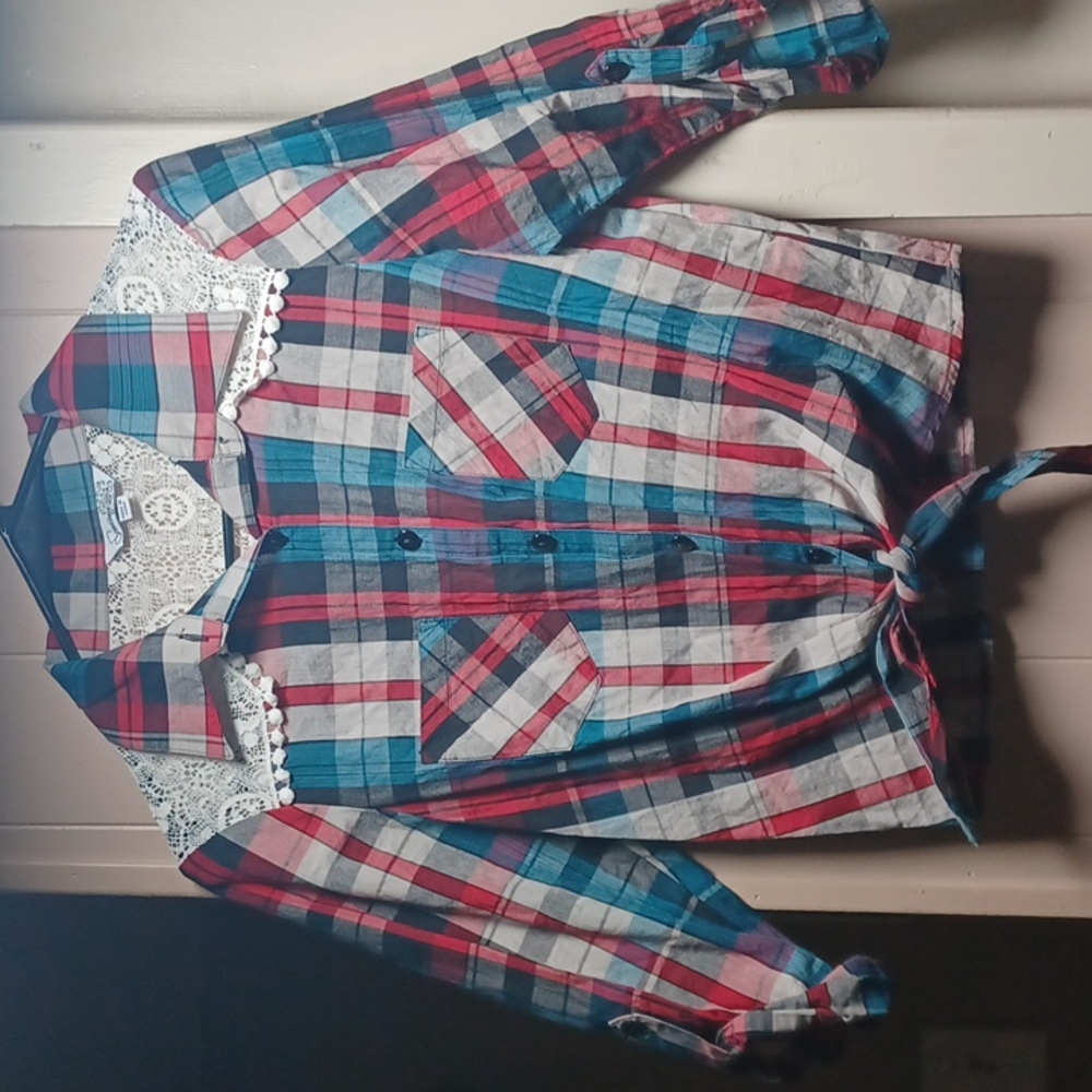Girl's plaid shirt
